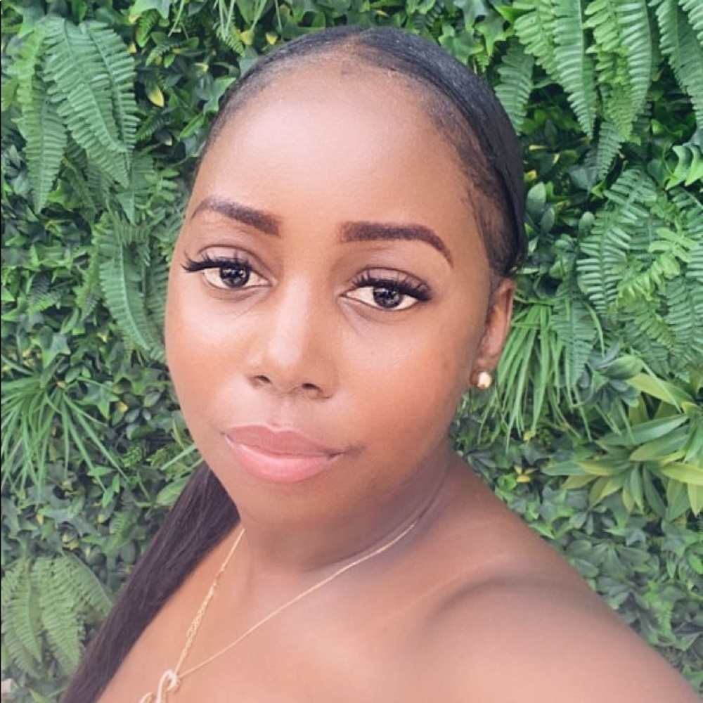 Meet your Posher, Roberta